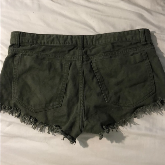 Shorts - Picture 2 of 2